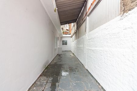 Casa para alugar com 120m², 2 quartos e 1 vagaQuintal