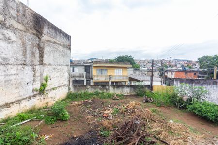 Vista de casa para alugar com 2 quartos, 120m² em Jardim Elvira, Osasco
