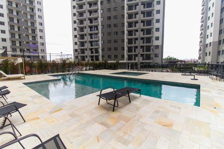 Apartamento para alugar com 38m², 2 quartos e sem vaga Apartamento para alugar com 38m², 2 quartos e sem vagaÁrea comum - Piscina