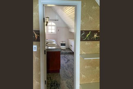 Casa à venda com 450m², 3 quartos e 4 vagasBanheiro