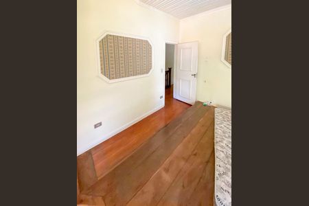 Casa à venda com 450m², 3 quartos e 4 vagasQuarto