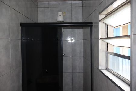 Casa para alugar com 250m², 2 quartos e 2 vagasBanheiro Social