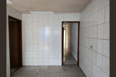 Casa para alugar com 250m², 2 quartos e 2 vagasCozinha 
