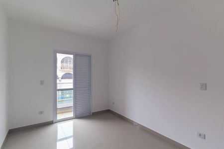 Casa à venda com 100m², 3 quartos e 3 vagas Casa à venda com 100m², 3 quartos e 3 vagasSuíte