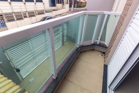 Casa à venda com 100m², 3 quartos e 3 vagas Casa à venda com 100m², 3 quartos e 3 vagasVaranda da Suíte