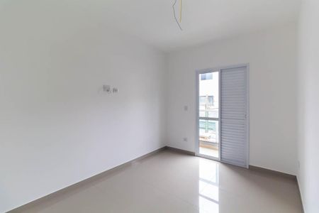 Casa à venda com 100m², 3 quartos e 3 vagas Casa à venda com 100m², 3 quartos e 3 vagasSuíte