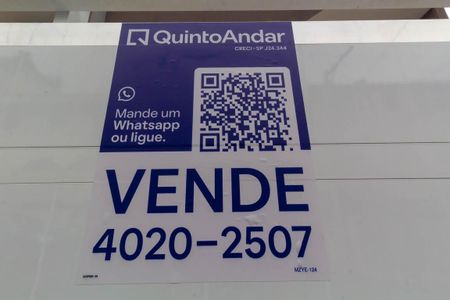 Casa à venda com 100m², 3 quartos e 3 vagas Casa à venda com 100m², 3 quartos e 3 vagasPlaca