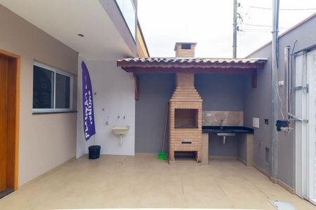 Casa à venda com 100m², 3 quartos e 3 vagas Casa à venda com 100m², 3 quartos e 3 vagasChurrasqueira