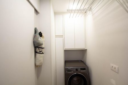 Apartamento à venda com 56m², 1 quarto e sem vagaÁrea de Serviço