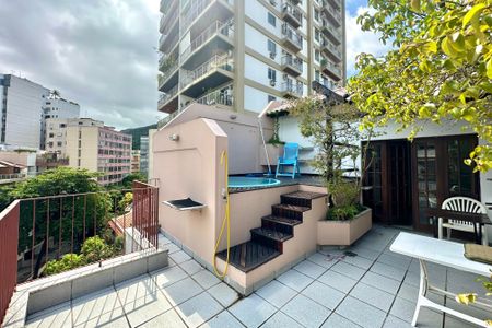 Apartamento para alugar com 3 quartos, 210m² em Humaitá, Rio de Janeiro