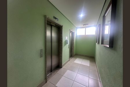 Apartamento à venda com 58m², 2 quartos e 1 vaga Apartamento à venda com 58m², 2 quartos e 1 vagaHall de entrada