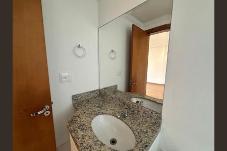 Apartamento à venda com 58m², 2 quartos e 1 vaga Apartamento à venda com 58m², 2 quartos e 1 vagaBanheiro