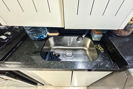 Apartamento para alugar com 70m², 3 quartos e 1 vagaÁrea de Serviço