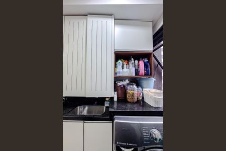 Apartamento para alugar com 70m², 3 quartos e 1 vagaÁrea de Serviço