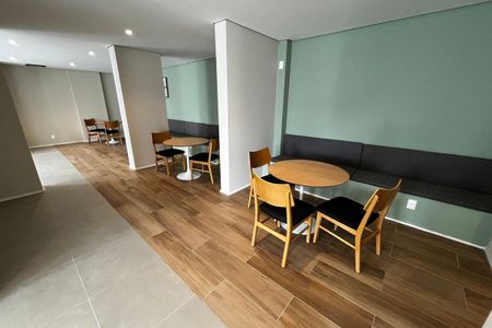 Apartamento para alugar com 37m², 2 quartos e sem vagaÁrea comum - Salão de festas
