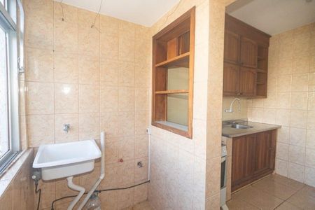 Cozinha  de apartamento para alugar com 1 quarto, 44m² em São João, Porto Alegre