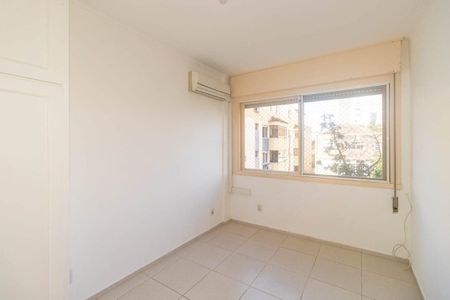 Quarto  de apartamento para alugar com 1 quarto, 44m² em São João, Porto Alegre