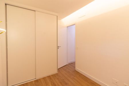 Quarto 2 de apartamento à venda com 2 quartos, 56m² em Vila Sonia, São Paulo