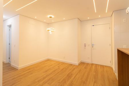 Sala de apartamento à venda com 2 quartos, 56m² em Vila Sonia, São Paulo