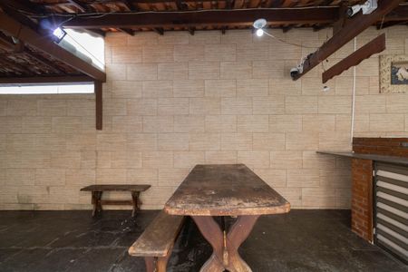 Casa para alugar com 150m², 5 quartos e 3 vagas Casa para alugar com 150m², 5 quartos e 3 vagasChurrasqueira