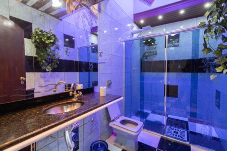 Casa para alugar com 150m², 5 quartos e 3 vagas Casa para alugar com 150m², 5 quartos e 3 vagasBanheiro 2