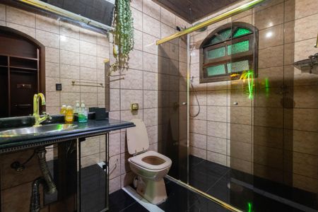 Casa para alugar com 150m², 5 quartos e 3 vagas Casa para alugar com 150m², 5 quartos e 3 vagasBanheiro Suíte