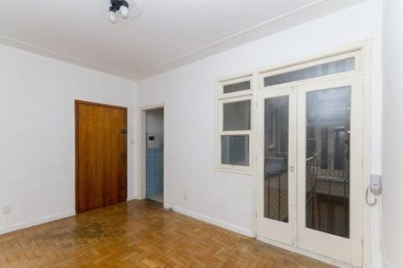 Sala  de apartamento para alugar com 1 quarto, 43m² em Cidade Baixa, Porto Alegre