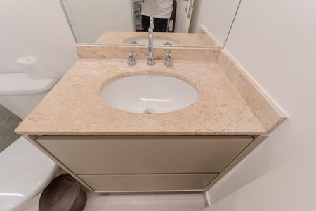 Apartamento para alugar com 55m², 2 quartos e 1 vaga Apartamento para alugar com 55m², 2 quartos e 1 vagaBanheiro da Suíte 1