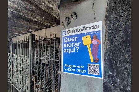 Casa para alugar com 179m², 2 quartos e 1 vagaFachada - Plaquinha