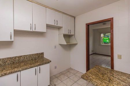 Cozinha  de apartamento para alugar com 2 quartos, 58m² em Partenon, Porto Alegre