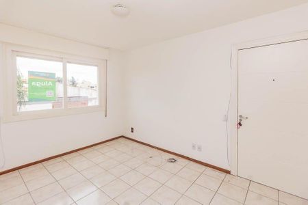 Sala  de apartamento para alugar com 2 quartos, 58m² em Partenon, Porto Alegre