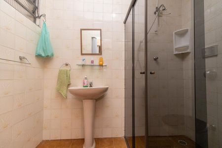 Casa à venda com 150m², 3 quartos e 1 vagaBanheiro 2