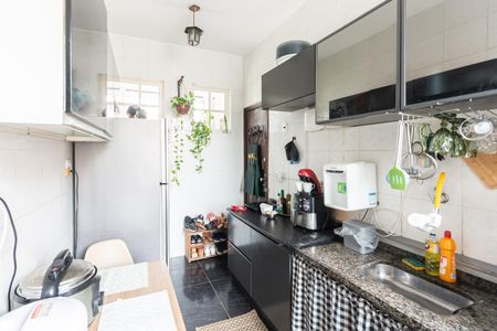 Apartamento à venda com 85m², 3 quartos e sem vagaCozinha e Área de Serviço