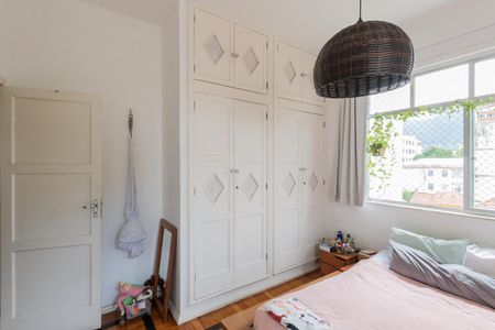 Apartamento à venda com 85m², 3 quartos e sem vagaQuarto 1