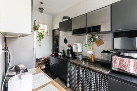Apartamento à venda com 85m², 3 quartos e sem vagaCozinha e Área de Serviço