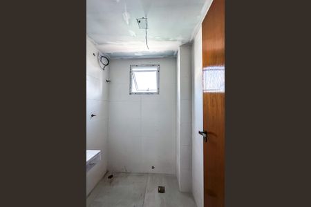 Apartamento à venda com 50m², 2 quartos e sem vaga Apartamento à venda com 50m², 2 quartos e sem vagaBanheiro