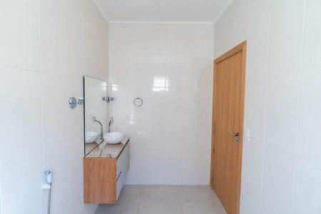 Casa para alugar com 160m², 2 quartos e 2 vagas Casa para alugar com 160m², 2 quartos e 2 vagasBanheiro