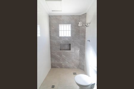 Casa para alugar com 160m², 2 quartos e 2 vagas Casa para alugar com 160m², 2 quartos e 2 vagasBanheiro