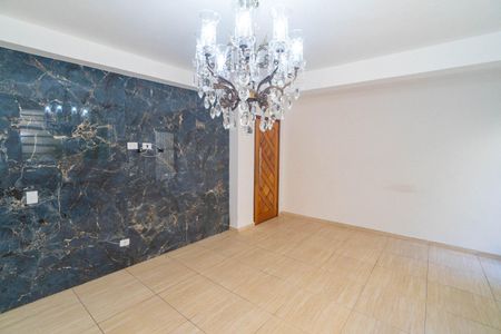 Casa para alugar com 160m², 2 quartos e 2 vagas Casa para alugar com 160m², 2 quartos e 2 vagasSala