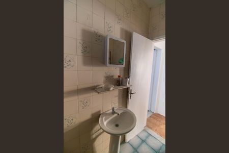 Casa à venda com 78m², 2 quartos e 1 vagaBanheiro