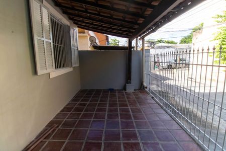 Casa à venda com 78m², 2 quartos e 1 vagaÁrea externa