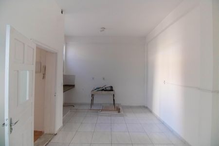Casa à venda com 78m², 2 quartos e 1 vagaCozinha