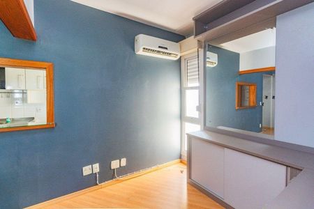 Sala  de apartamento para alugar com 2 quartos, 72m² em Boa Vista, Porto Alegre