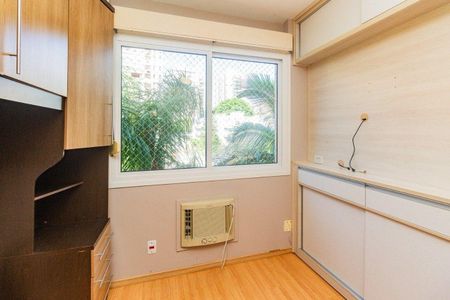 Quarto 1 de apartamento para alugar com 2 quartos, 72m² em Boa Vista, Porto Alegre