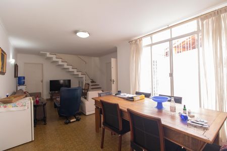 Casa para alugar com 230m², 3 quartos e 2 vagas Casa para alugar com 230m², 3 quartos e 2 vagasSala 1