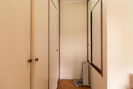 Casa para alugar com 230m², 3 quartos e 2 vagas Casa para alugar com 230m², 3 quartos e 2 vagasCloset da suíte