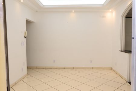 Sala de casa para alugar com 2 quartos, 250m² em Vila Ester, São Paulo