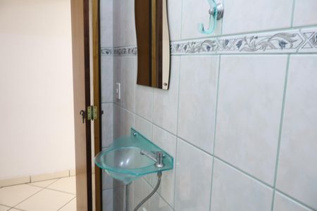 Casa para alugar com 250m², 2 quartos e 8 vagasBanheiro 2