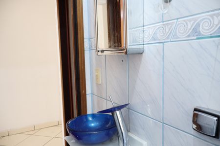 Casa para alugar com 250m², 2 quartos e 8 vagasBanheiro 1