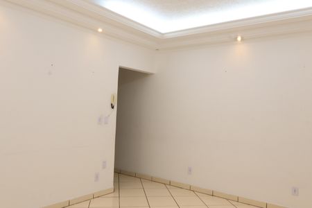 Sala de casa para alugar com 2 quartos, 250m² em Vila Ester, São Paulo